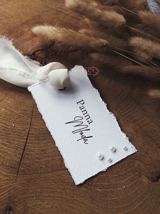 Winietka leżąca ze wstążka- rwane brzegi, perły